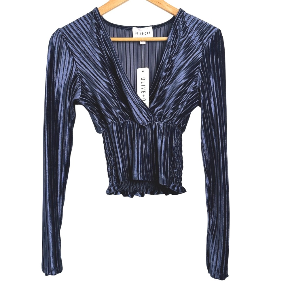 Olive + Oak Crushed Velvet Long Sleeve Top Smocked Waist V Neck